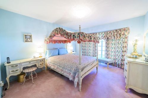 5165 Del Roy Dr, Dallas TX 75230-2924 exterior