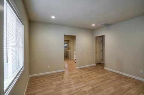 180 Empire St, San Jose CA 95112-3311 exterior