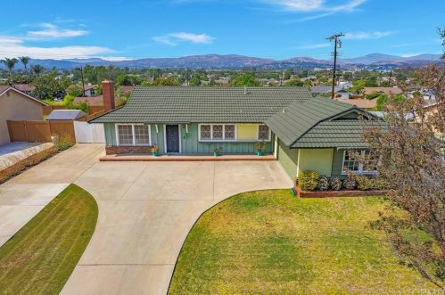 1849 Rolling Hl Dr, Fullerton CA 92835-2250 exterior