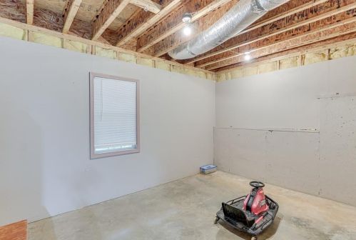 4054 Skyline Dr, Gainesville GA 30501-7662 exterior