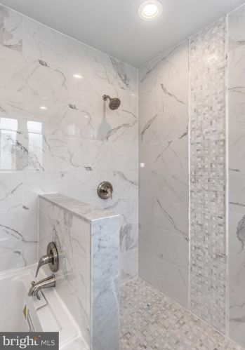 2037 Lawrence St, Philadelphia PA 19120-1828 exterior