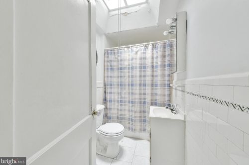 247 Cliveden St, Philadelphia PA 19150-0022 exterior