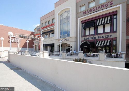 1758 Westwind Way, Mc Lean VA 22102-1612 exterior