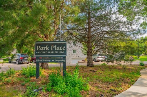 102 Ponwood Cir, Madison, WI 53717-1169