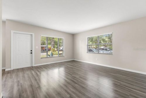 1920 Crenshaw St, Tampa FL  33610-1036 exterior