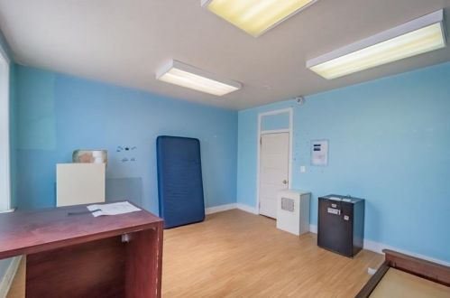 426 Marshall Ave, Pittsburgh PA 15214-3022 exterior