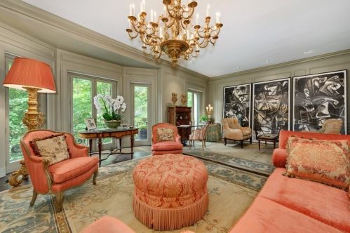 1521 State Pkwy, Chicago IL 60610-1613 exterior