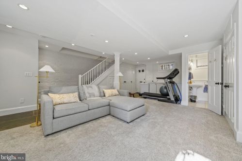 3324 Reservoir Rd, Washington DC  20007-2311 exterior