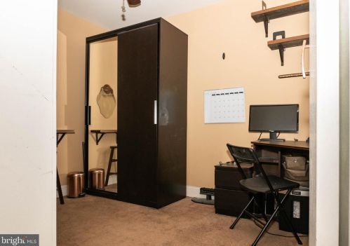 2433 Camac St, Philadelphia PA 19148-3510 exterior