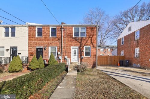 209 62nd St, Washington DC  20019-7933 exterior