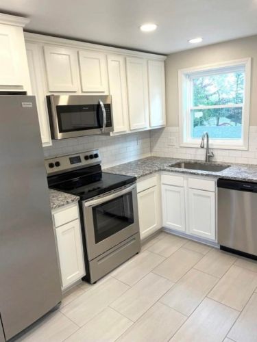 222 Burch Dr, Moon Twp, PA 15108-3154