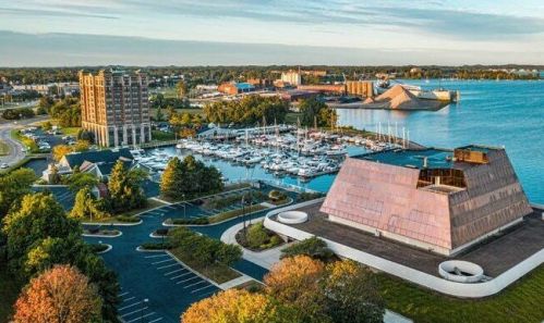 1661 Ruddiman Dr, Meskegon MI 49445-3041 exterior