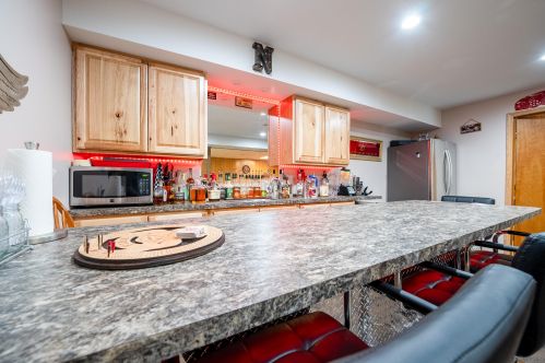 265 Mararebecah Ln, Meskegon MI 49442-1577 exterior