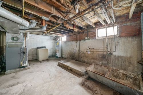 9619 Euclid Ave, Chicago IL 60617-4727 exterior