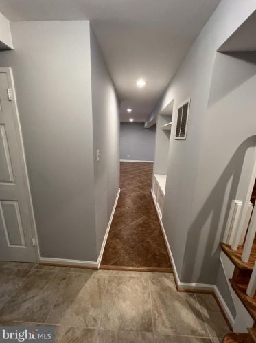 1807 Youngblood St, Mc Lean VA  22101-5244 exterior