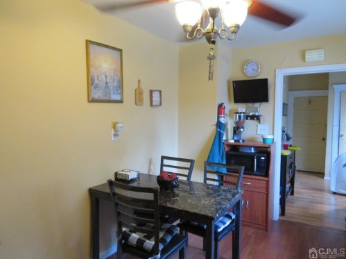 428 Smt Ave, Perth Amboy NJ 08861-2032 exterior