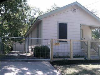 2517 4th St, Austin TX  78702-4711 exterior