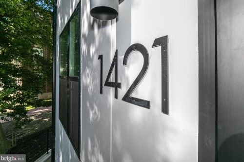 1421 Spring Rd, Washington DC  20010-1209 exterior