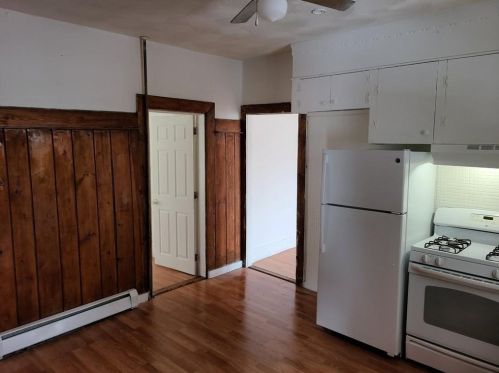 1258 Plainfield St, Providence RI 02909-4449 exterior