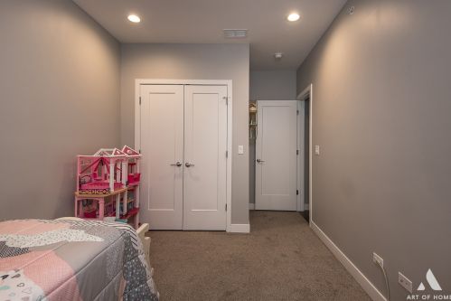 3848 Wolcott Ave, Chicago IL 60636-1636 exterior