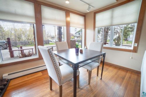 723 Lk Ave, Duluth MN 55802-2472 exterior