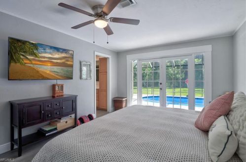 3690 27 Ave, Naples FL 34117-7131 exterior