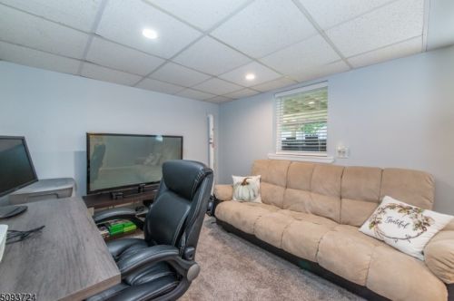 14 Lackawanna Trl, Hopatcong NJ  07843-1215 exterior