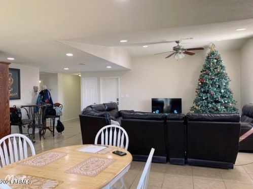 2646 69 Dr, Phoenix AZ 85033-5122 exterior