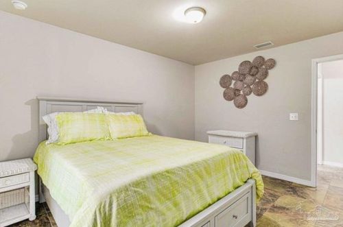 3906 Jarrett St, Milton FL  32571-2426 exterior