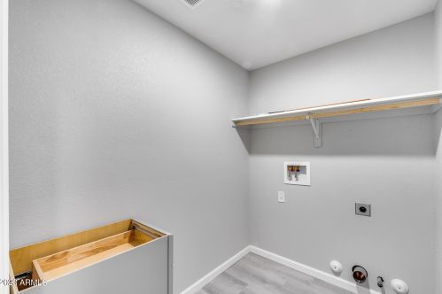 8921 10th St, Phoenix AZ  85020-3003 exterior