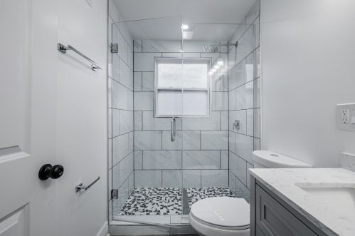 5505 Parkside Ave, Chicago IL  60638-2814 exterior