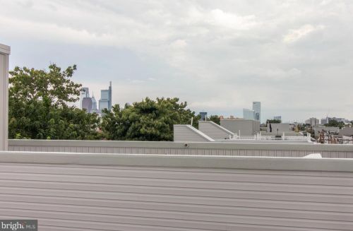 1447 28 St, Philadelphia PA 19121-3619 exterior