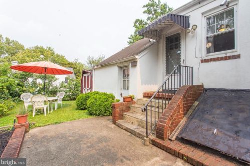 540 Riv Dr, Camden NJ 08110-2918 exterior