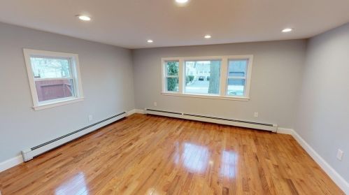 16 County St, Peabody MA 01960-5208 exterior