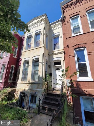 1320 Montello Ave, Washington, DC 20002-3820