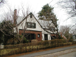 9 Wauwinet Rd, Newton, MA 02465-2941