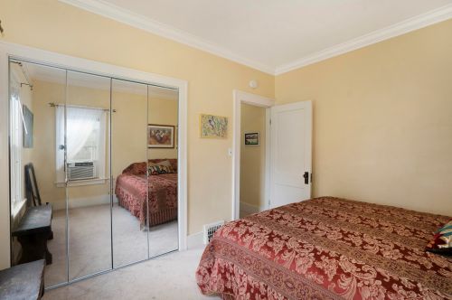 204 Cass St, Berrien Springs MI 49103-1217 exterior