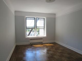 411 Westminster Rd, Brooklyn NY  11218-5457 exterior