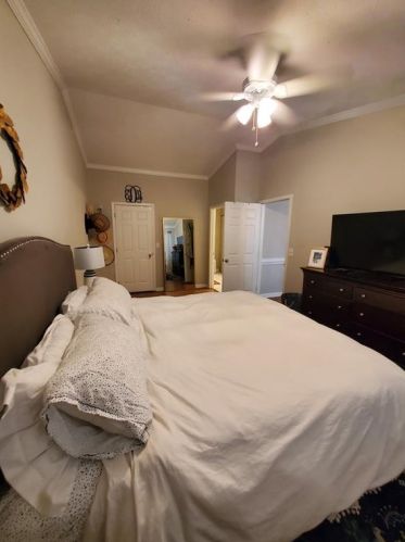 1383 Keys Crossing Dr, Atlanta GA  30319-4043 exterior