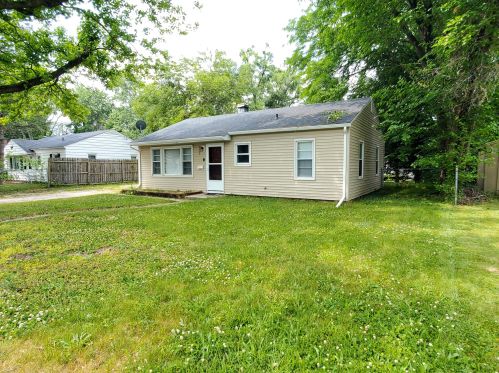 2908 Emerald Dr, Kalamazoo, MI 49001-4526