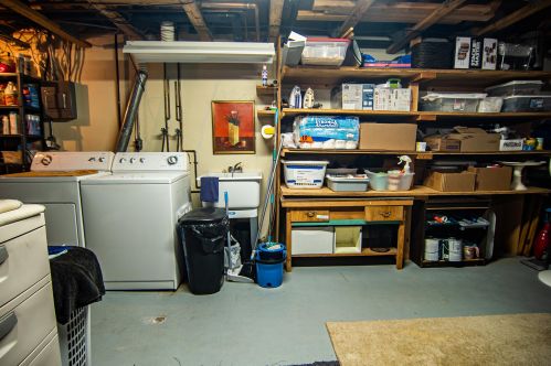 5935 Leisure South Dr, Grand Rapids MI 49548-6857 exterior