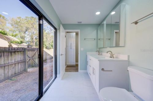 5012 Barrowe Dr, Tampa FL 33624-2593 exterior