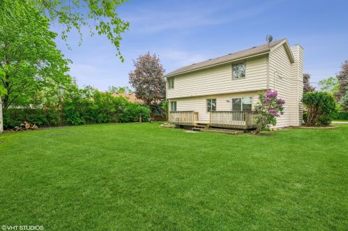 3024 Nemesis Ave, Waukegan IL 60087-3320 exterior