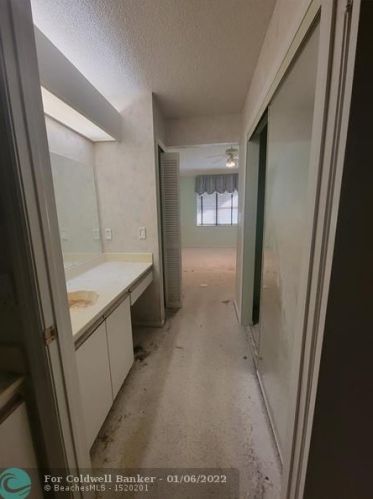 8302 Mooring Cir, Boynton Beach FL 33472-2308 exterior