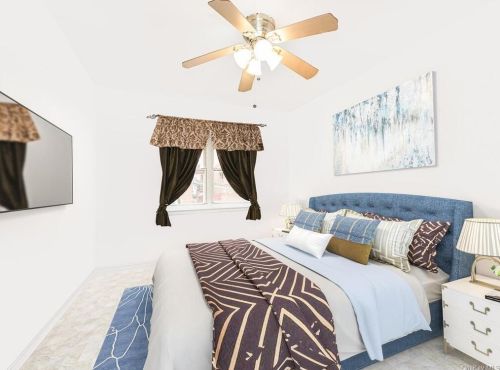 2336 Holland Ave, Bronx NY 10467-8709 exterior