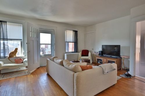 5921 Nicholson St, Pittsburgh PA  15217-2318 exterior