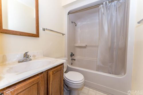 15 Newton Pl, Irvington NJ 07111-1408 exterior