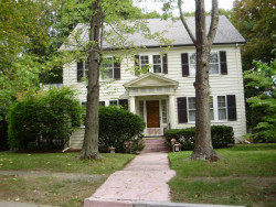 125 Nehoiden Rd, Newton, MA 02468-1927