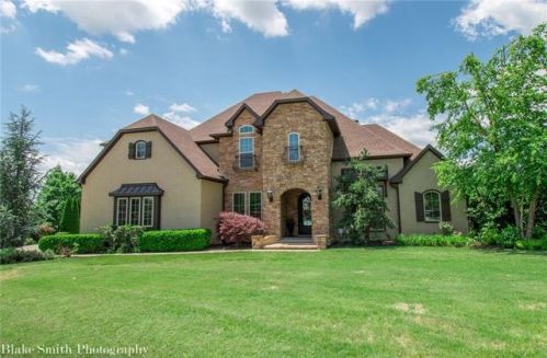 2997 Shadow Crest Ln, Springdale, AR 72762-7450