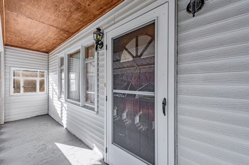 12 Main St, Manor PA 15665-9755 exterior